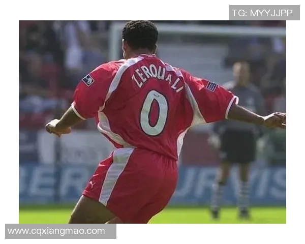 足球明星们的12号球衣号码背后的故事与传奇时刻 足球明星们的12号球衣号码背后的故事与传奇时刻